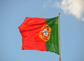 Ile zabrać pieniędzy do Portugalii?