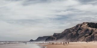 Jak dolecieć do Faro z Polski?